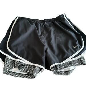 Nike Athletic Shorts With Short Leggings NWT Size M